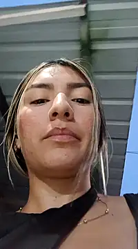 GIRL DONCELLA online show from 12-19-24, 10:53