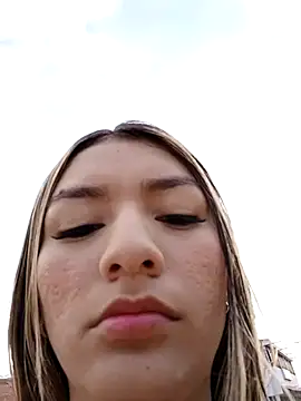 GIRL DONCELLA online show from 01-10-25, 09:31