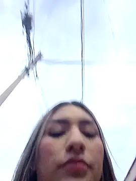 GIRL DONCELLA online show from 02-08-25, 11:02