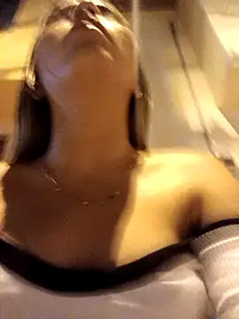 GIRL DONCELLA online show from 03-02-25, 12:20