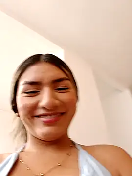 GIRL DONCELLA online show from 03-12-25, 08:52