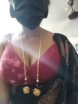 Snapshot of Jyotilakshmi chatting on 08-05-26, 04:26 Jyotilakshmi online show from 08-05-26, 04:26