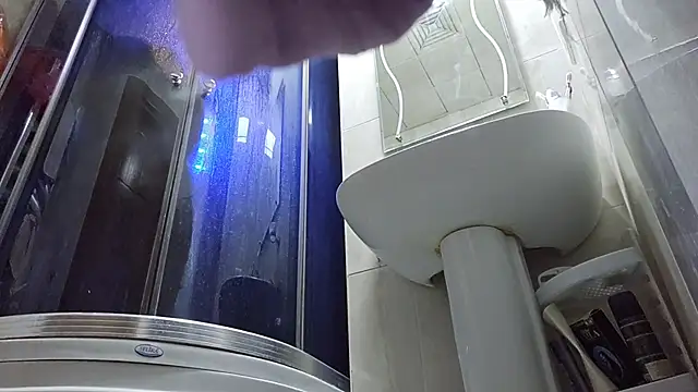 Snapshot of AlejandraDelaney chatting on 12-05-24, 11:51 AlejandraDelaney online show from 12-05-24, 11:51