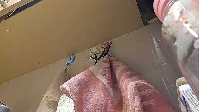 Snapshot of AlejandraDelaney chatting on 12-11-24, 09:34 AlejandraDelaney online show from 12-11-24, 09:34