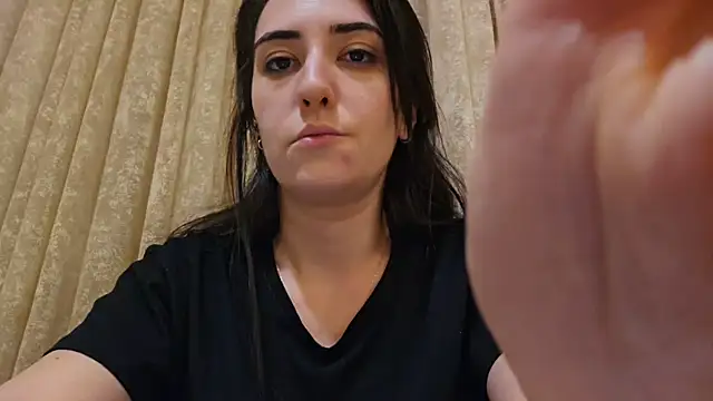 Snapshot of AlejandraDelaney chatting on 01-01-25, 03:14 AlejandraDelaney online show from 01-01-25, 03:14