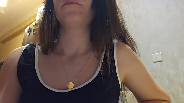 Snapshot of AlejandraDelaney chatting on 01-10-25, 09:31 AlejandraDelaney online show from 01-10-25, 09:31