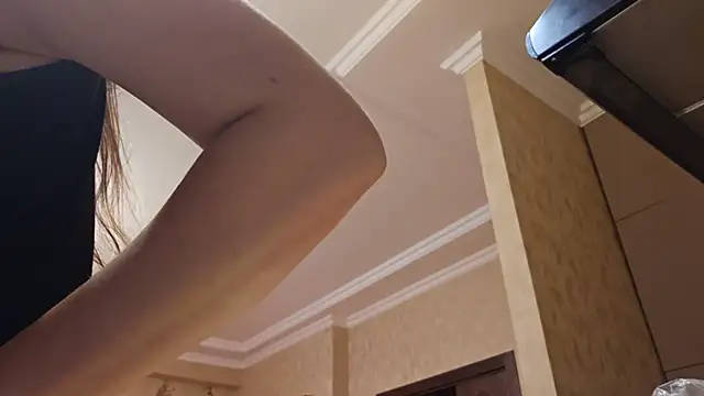 Snapshot of AlejandraDelaney chatting on 01-28-25, 05:03 AlejandraDelaney online show from 01-28-25, 05:03