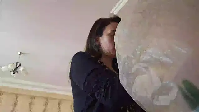 Snapshot of AlejandraDelaney chatting on 02-04-25, 10:32 AlejandraDelaney online show from 02-04-25, 10:32