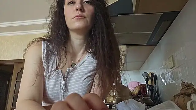 Snapshot of AlejandraDelaney chatting on 10-19-25, 09:10 AlejandraDelaney online show from 10-19-25, 09:10