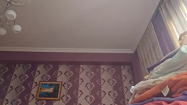 Snapshot of AlejandraDelaney chatting on 11-21-25, 12:26 AlejandraDelaney online show from 11-21-25, 12:26