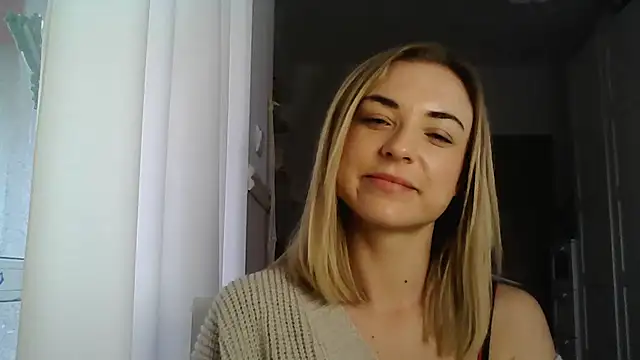 Snapshot of ashley_xlove chatting on 02-06-25, 11:10 ashley xlove online show from 02-06-25, 11:10