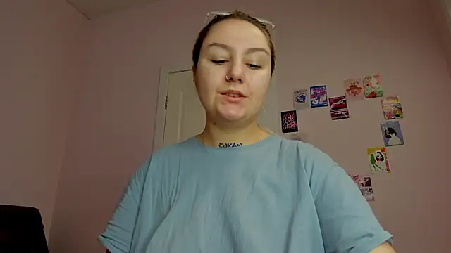 Snapshot of Debbie_Taylor chatting on 12-30-24, 03:13 Debbie Taylor online show from 12-30-24, 03:13