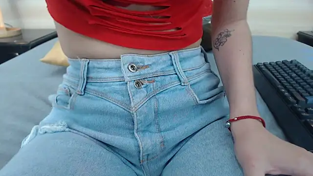 nahomibecker online show from 03-13-25, 06:01