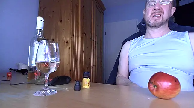 Tom PP cgn online show from 02-27-25, 04:31