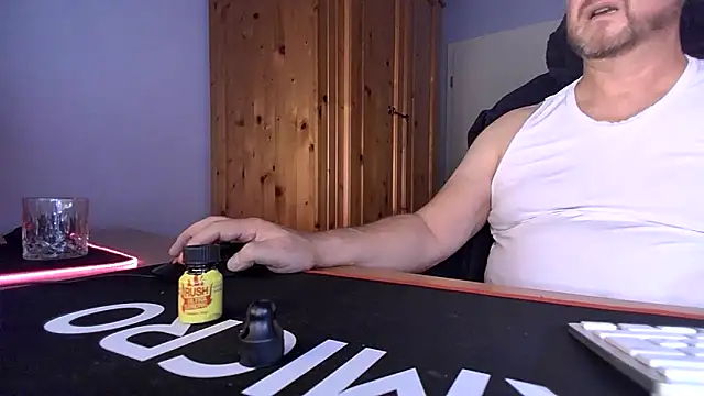 Tom PP cgn online show from 10-13-25, 01:49