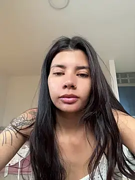 Snapshot of adop_me__ chatting on 07-26-26, 02:46 adop me online show from 07-26-26, 02:46