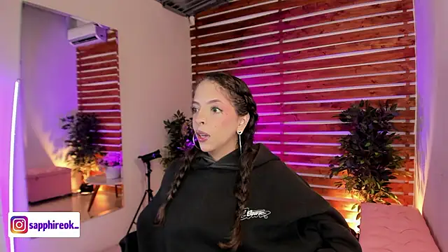 Sapphire Venuss online show from 01-09-26, 02:03