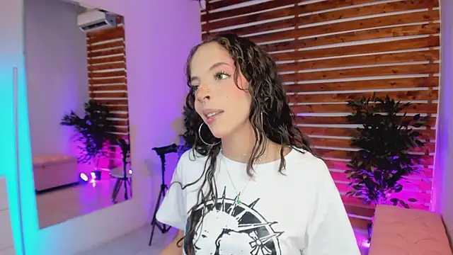 Sapphire Venuss online show from 02-07-26, 12:25