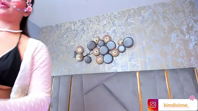 KimDevinne online show from 02-01-25, 02:37