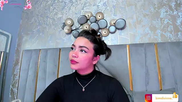 KimDevinne online show from 09-10-25, 02:55