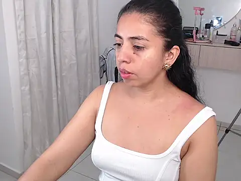 anngela01 online show from 03-24-26, 03:44