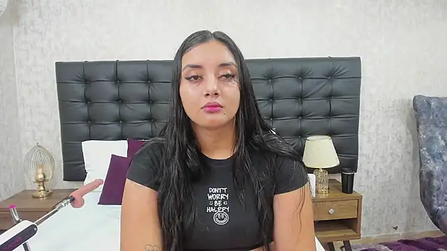 AmaliaDalton online show from 02-01-25, 11:10