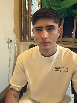 Snapshot of PhilipRich chatting on 02-05-26, 01:43 PhilipRich online show from 02-05-26, 01:43