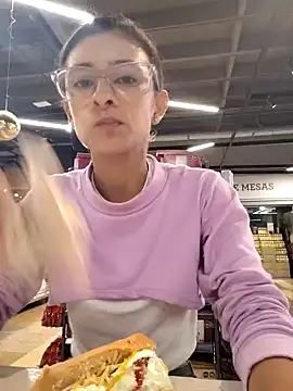 Snapshot of thedianakaro chatting on 12-06-24, 12:45 thedianakaro online show from 12-06-24, 12:45