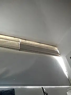 Snapshot of thedianakaro chatting on 02-14-25, 07:23 thedianakaro online show from 02-14-25, 07:23