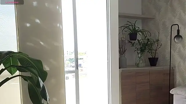 Snapshot of Siny_Moore chatting on 02-09-26, 06:01 Siny Moore online show from 02-09-26, 06:01