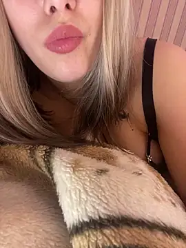 69Laura696 online show from 02-08-25, 06:22