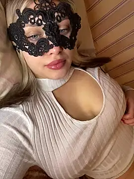 69Laura696 online show from 03-09-25, 05:28