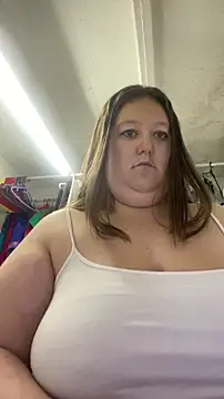 Chloee ep online show from 03-24-26, 05:45