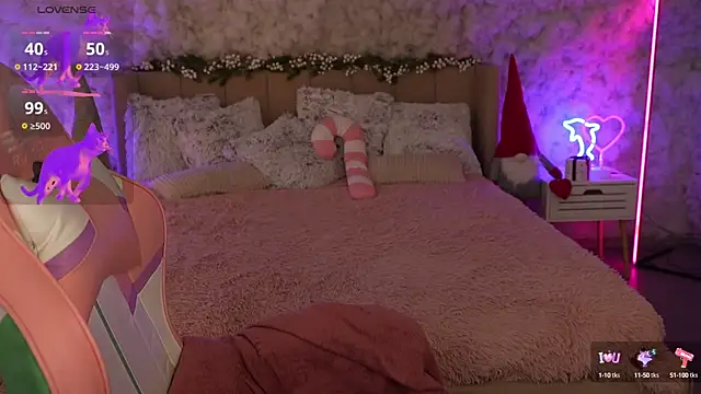 Snapshot of HaylaAmber chatting on 12-15-24, 02:05 HaylaAmber online show from 12-15-24, 02:05