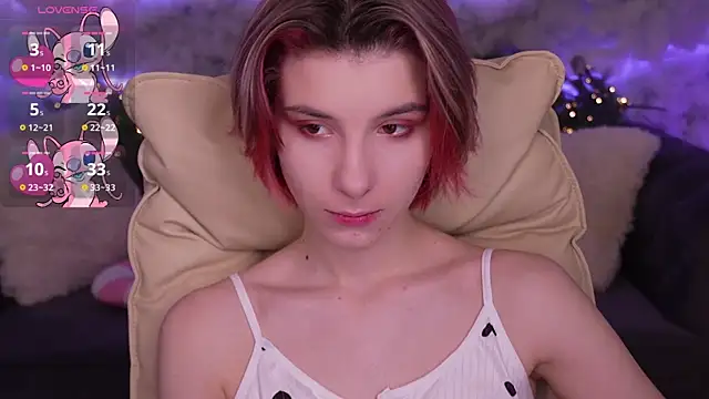 Snapshot of HaylaAmber chatting on 01-15-25, 06:54 HaylaAmber online show from 01-15-25, 06:54