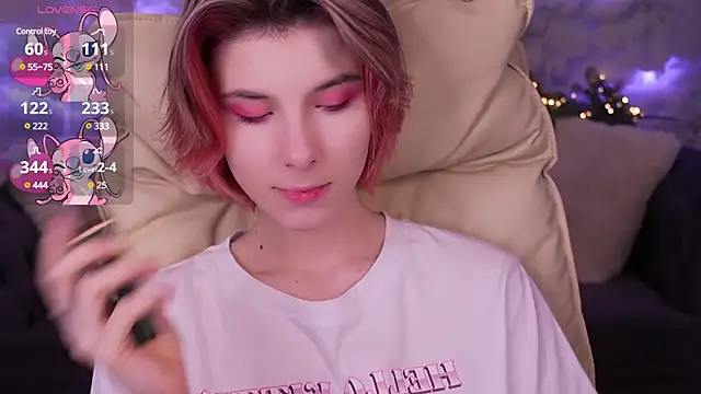 Snapshot of HaylaAmber chatting on 01-19-25, 11:00 HaylaAmber online show from 01-19-25, 11:00