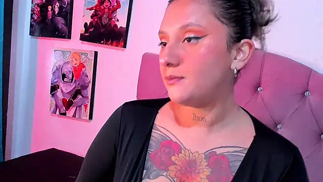 Mila nixon02 online show from 10-26-25, 06:03