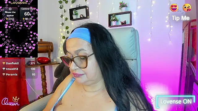 Gia Nahomi online show from 03-21-26, 08:19