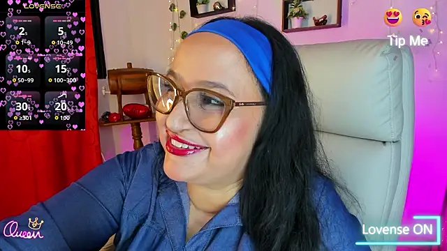 Gia Nahomi online show from 03-22-26, 09:51