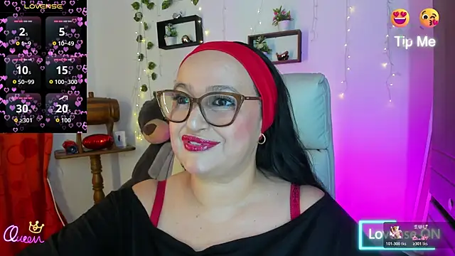 Gia Nahomi online show from 04-10-26, 10:58