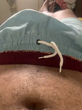 Snapshot of VouchingLagging chatting on 10-15-25, 08:20 VouchingLagging online show from 10-15-25, 08:20