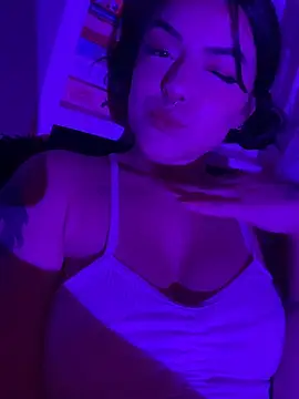 Snapshot of Alahia7demon chatting on 03-21-26, 05:34 Alahia7demon online show from 03-21-26, 05:34