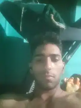 Snapshot of loganwollf chatting on 12-30-24, 06:05 loganwollf online show from 12-30-24, 06:05