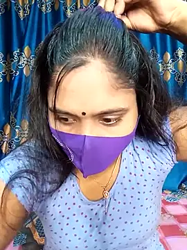 Hot Maleka online show from 03-01-25, 02:04