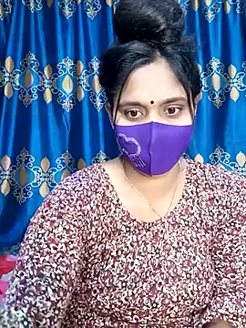 Hot Maleka online show from 03-08-25, 01:47