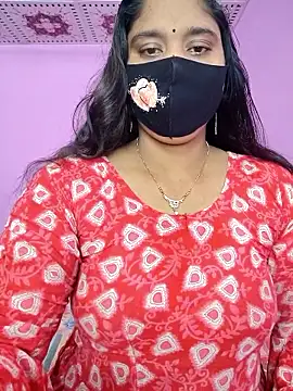 Hot Maleka online show from 10-10-25, 01:26