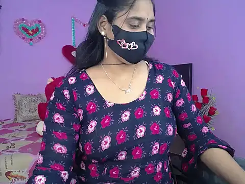 Hot Maleka online show from 02-26-26, 04:39