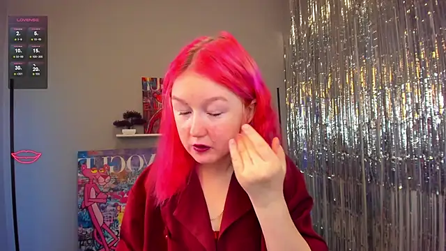 Sara Robinson online show from 01-06-25, 03:09