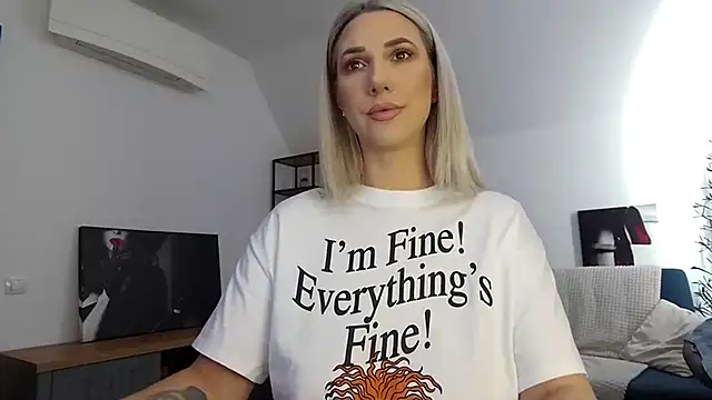 KhloeK online show from 02-24-25, 10:04