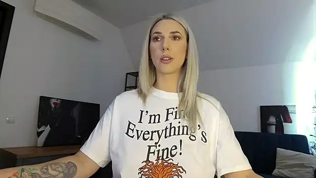 KhloeK online show from 02-24-25, 01:10